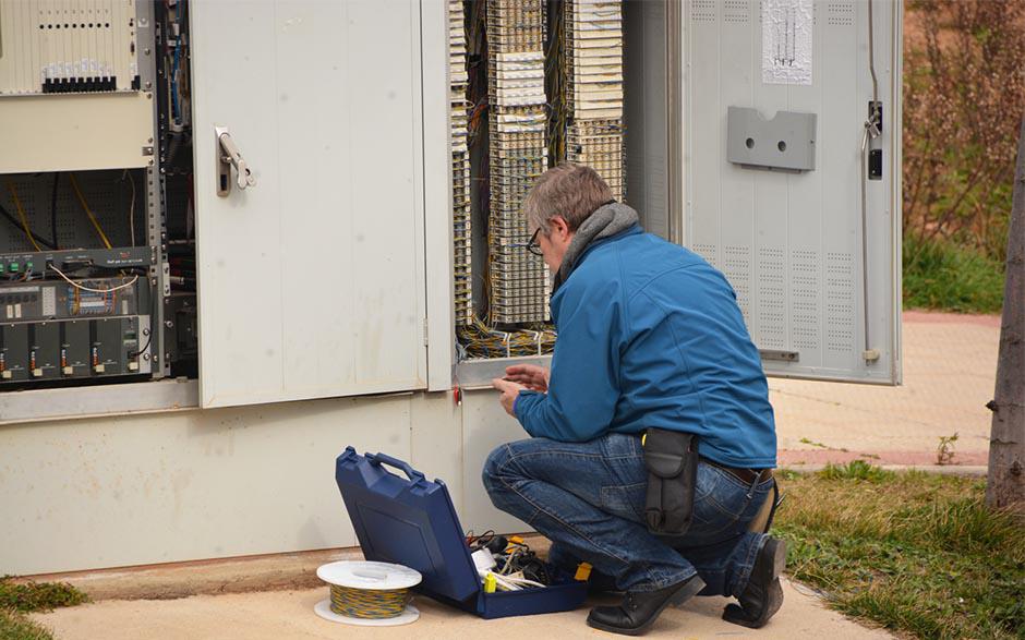 électricien de maintenance Suresnes